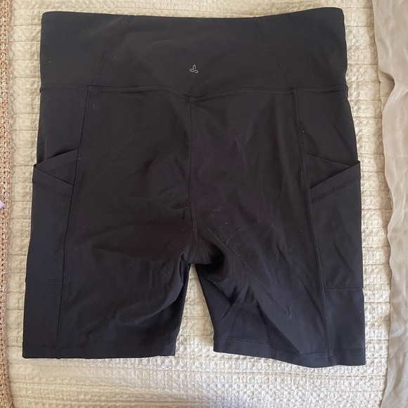 Prana Black Women's Bike Shorts high waisted size large - Picture 1 of 6